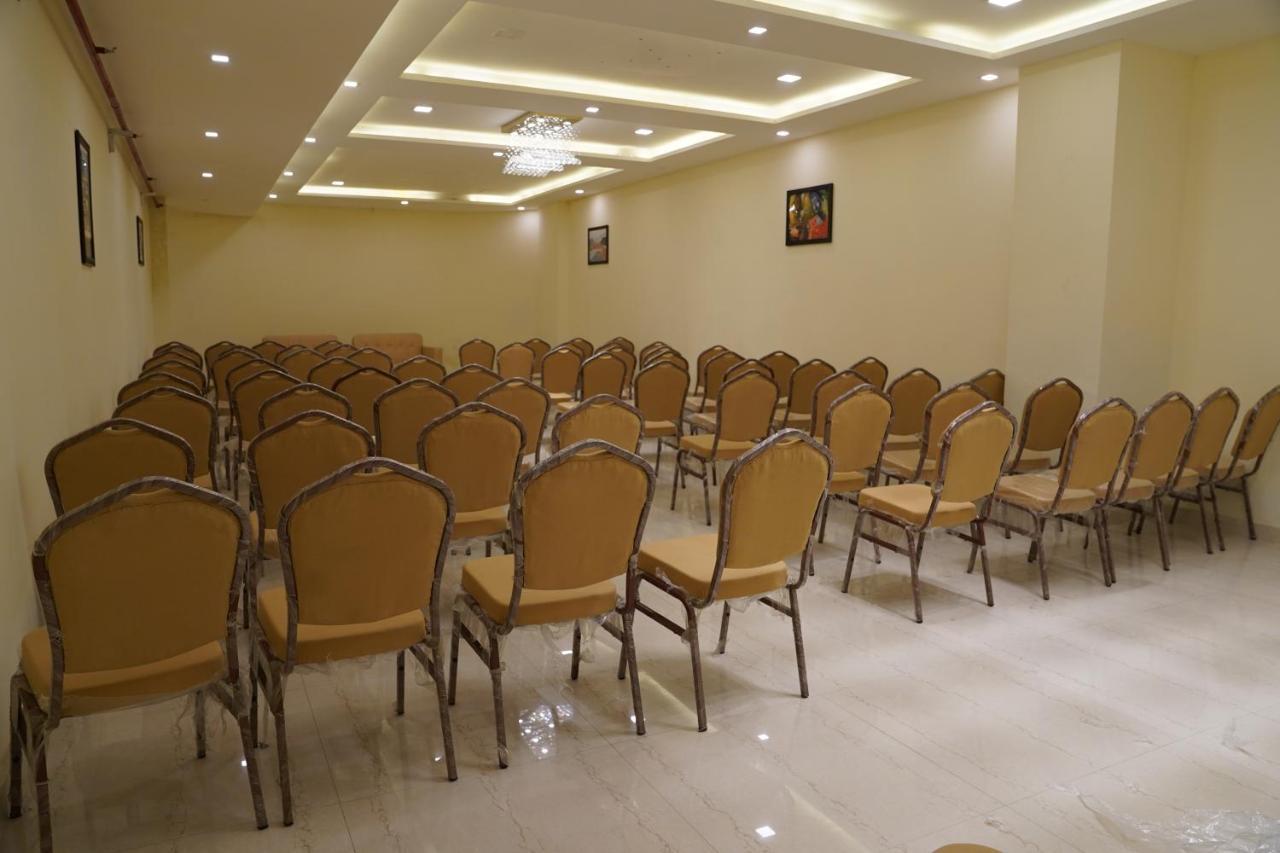 Hotel Rama Trident, Katra Katra  Zewnętrze zdjęcie