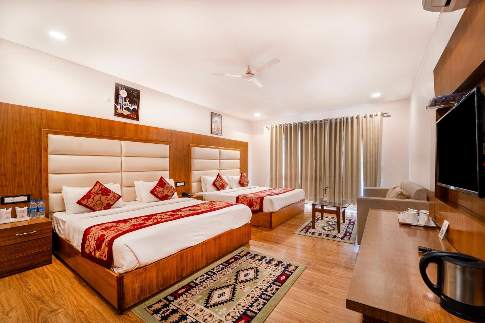 Hotel Rama Trident, Katra Katra  Zewnętrze zdjęcie