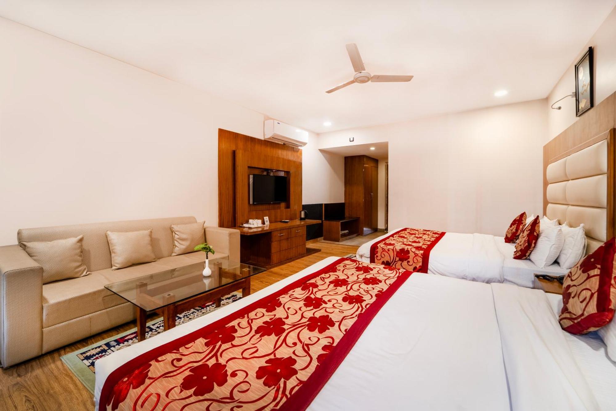 Hotel Rama Trident, Katra Katra  Zewnętrze zdjęcie