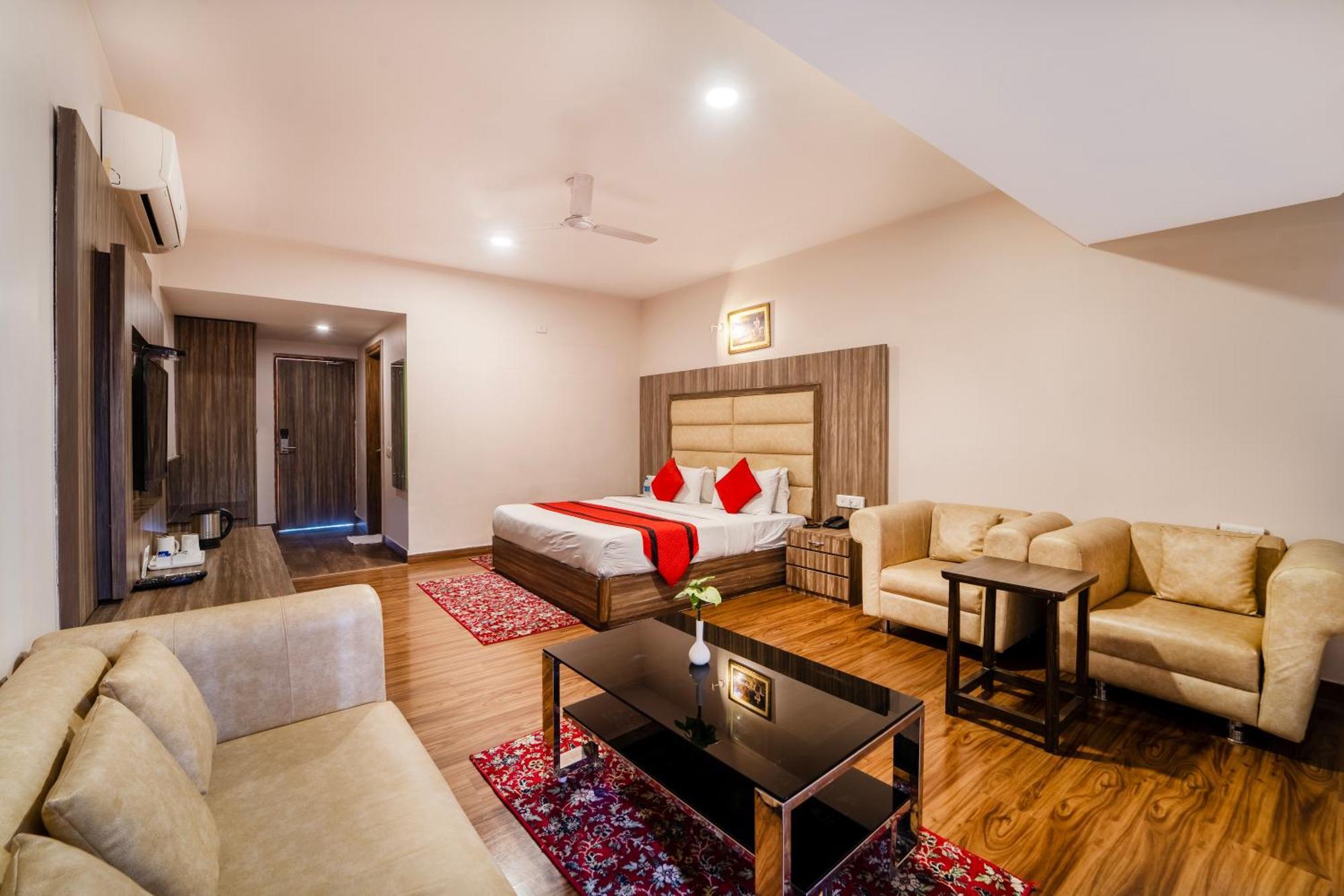 Hotel Rama Trident, Katra Katra  Zewnętrze zdjęcie