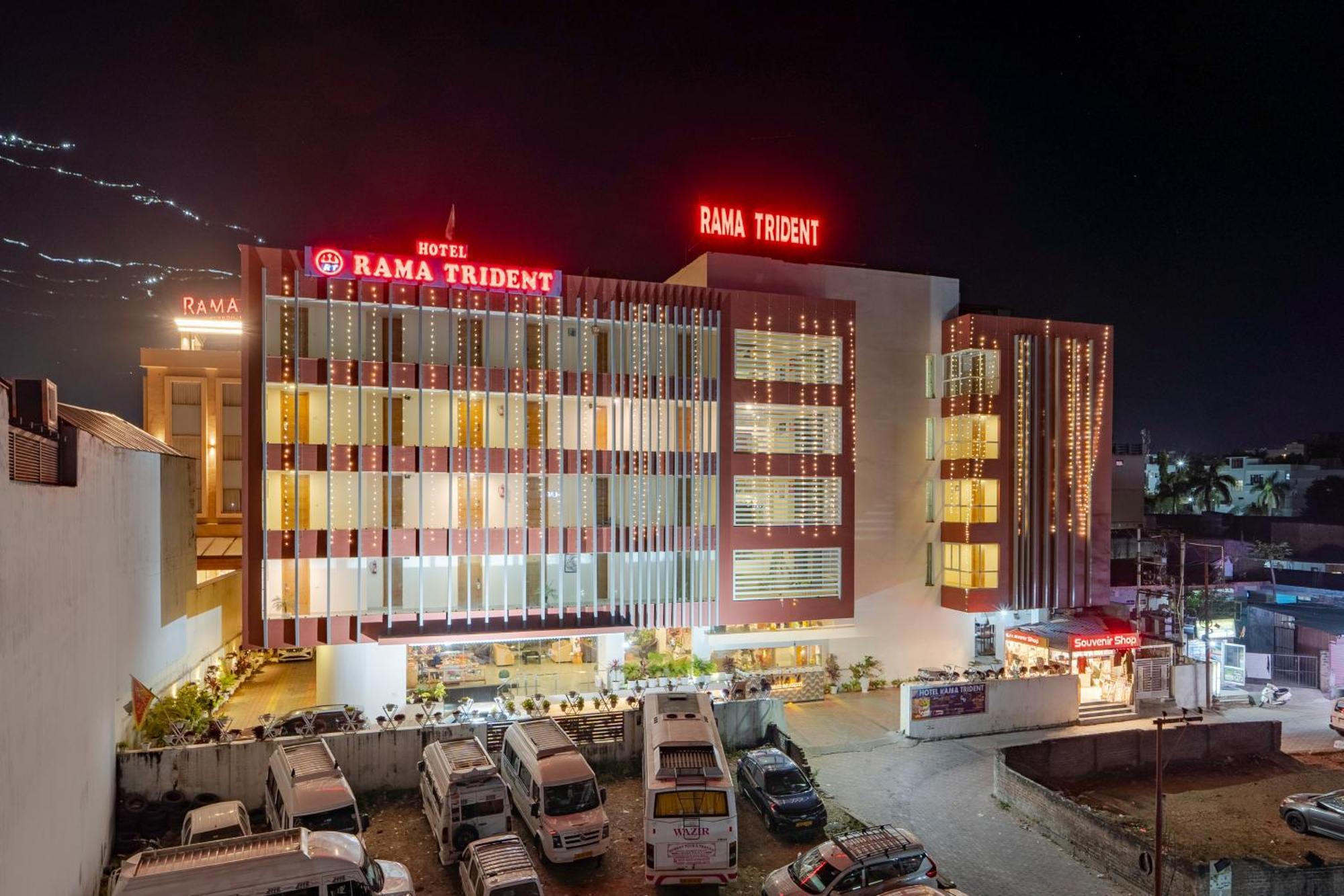 Hotel Rama Trident, Katra Katra  Zewnętrze zdjęcie
