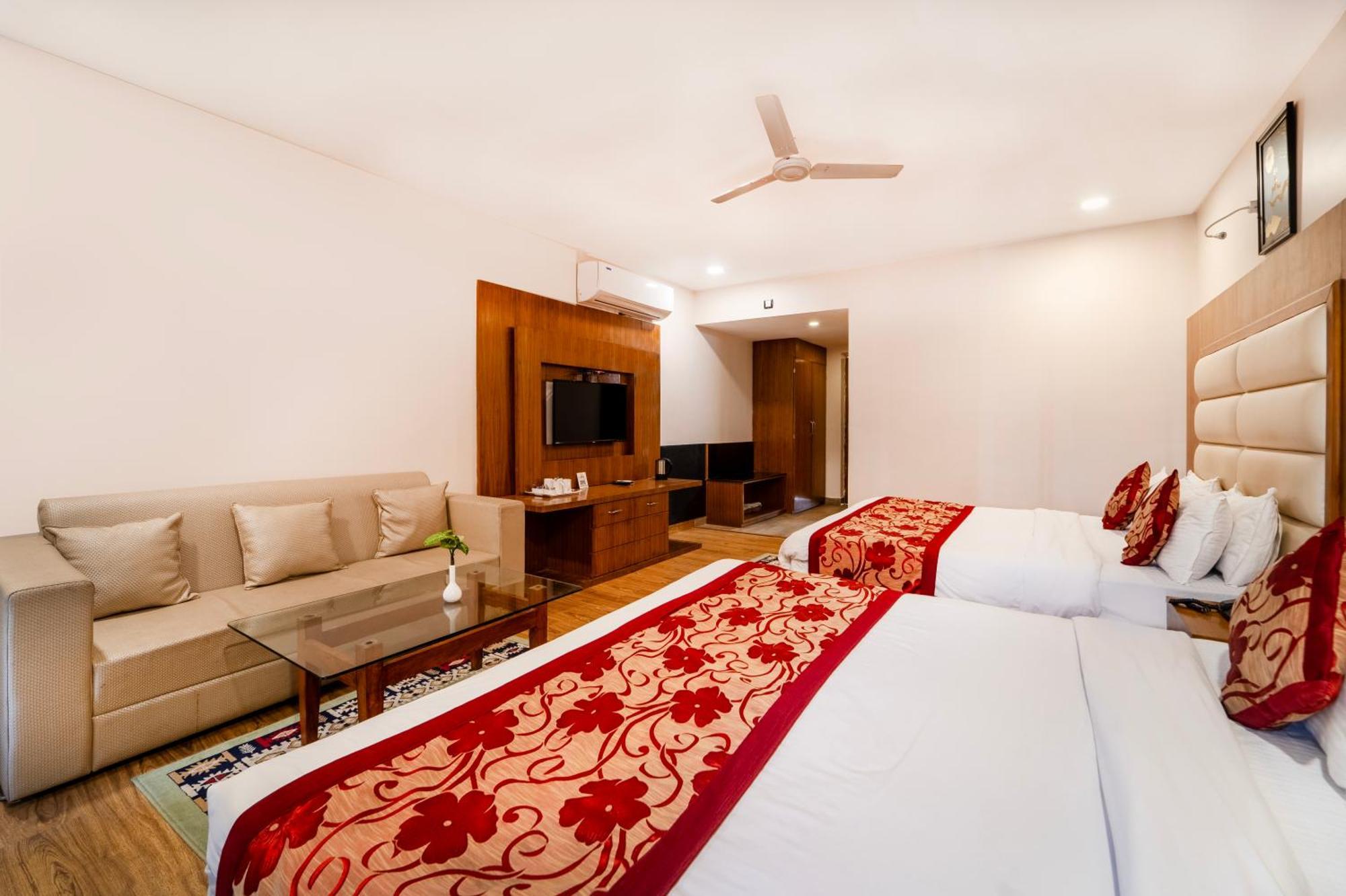 Hotel Rama Trident, Katra Katra  Zewnętrze zdjęcie