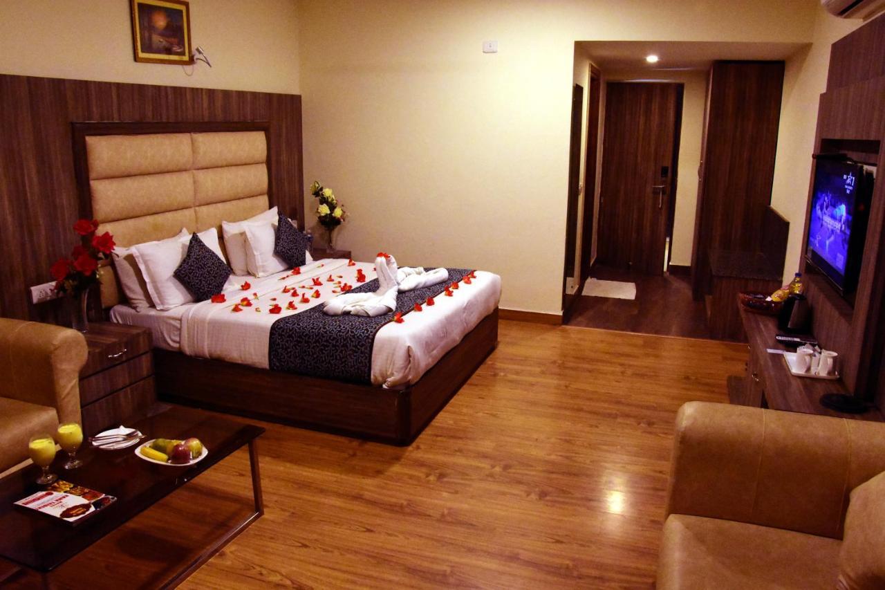 Hotel Rama Trident, Katra Katra  Zewnętrze zdjęcie