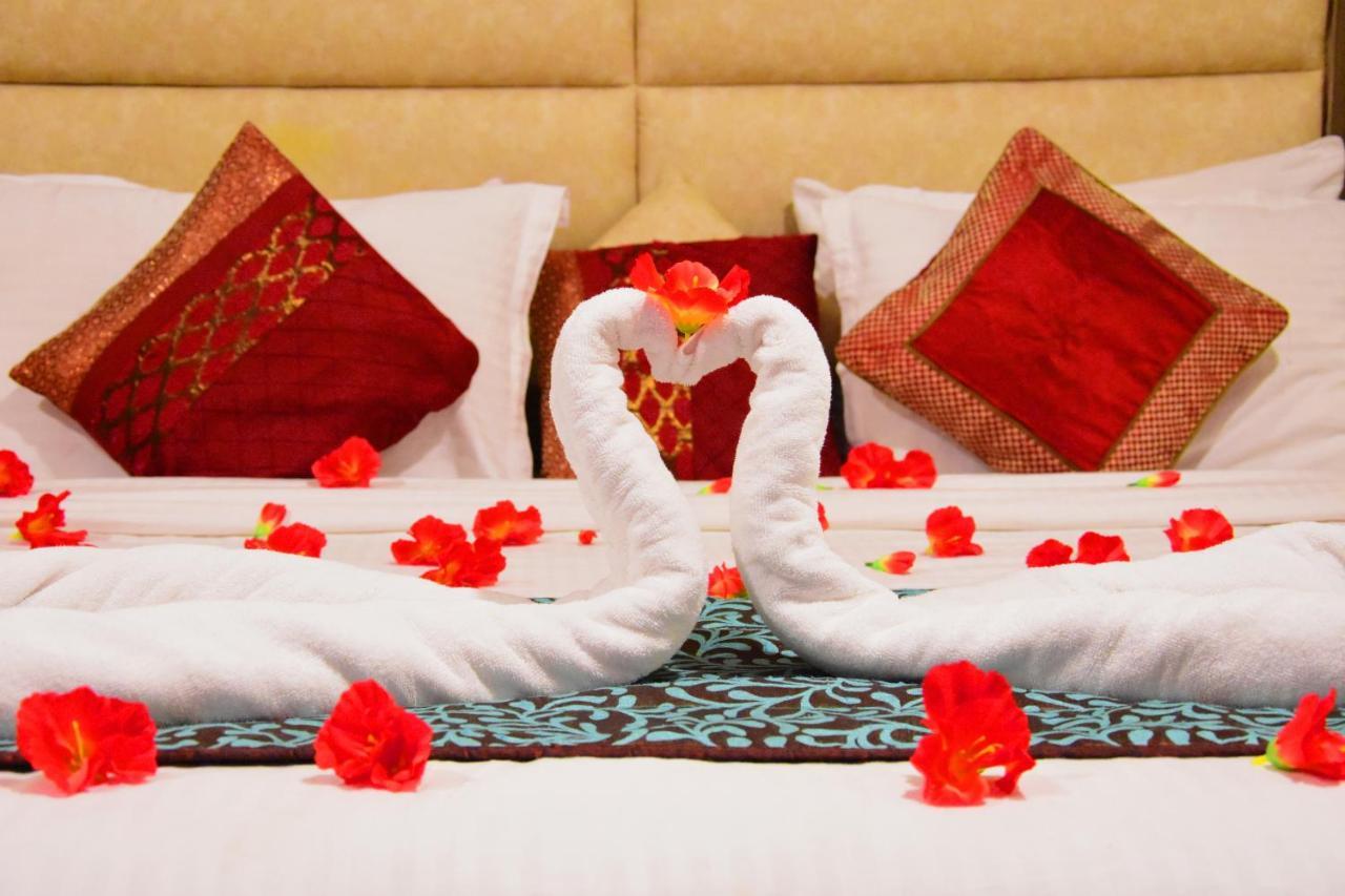 Hotel Rama Trident, Katra Katra  Zewnętrze zdjęcie