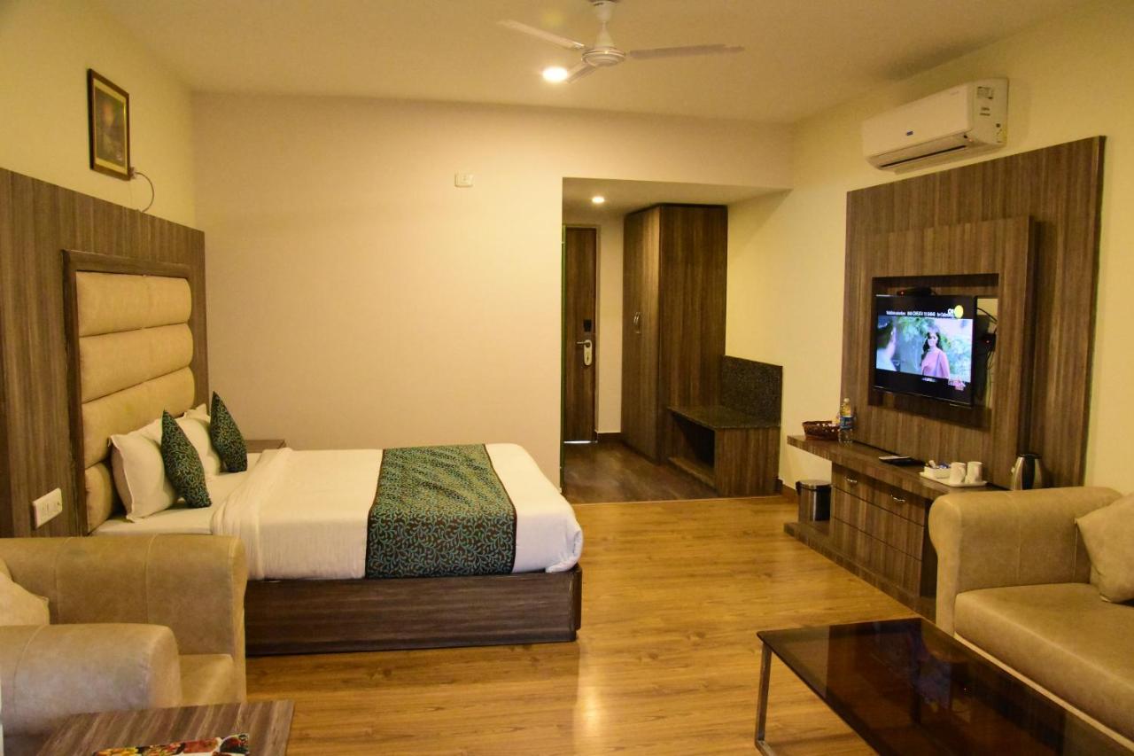 Hotel Rama Trident, Katra Katra  Zewnętrze zdjęcie