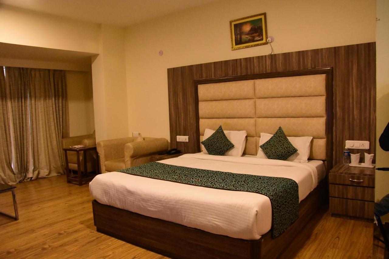 Hotel Rama Trident, Katra Katra  Zewnętrze zdjęcie